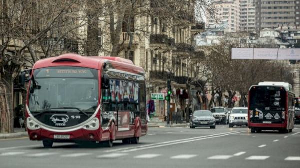 Bakıda avtobusda "qaraç...