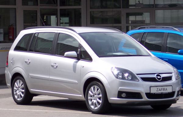 Opel Zafira necə maşındır?...