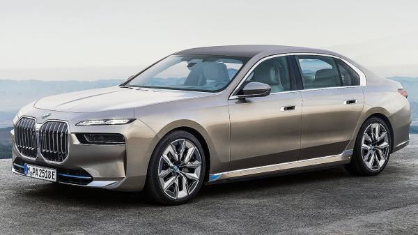 BMW i7 necə maşındır?...