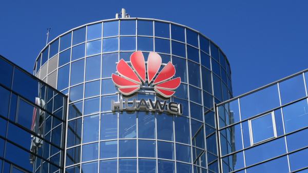 Huawei-nin androiddə çalışan son smartfonları bilindi...