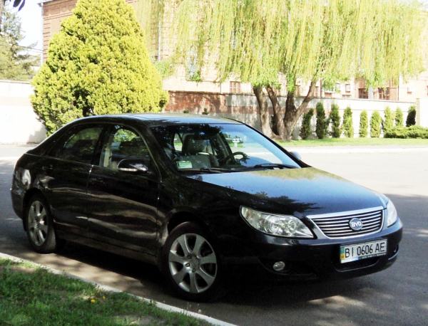 BYD F6 necə maşındır?