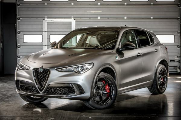 Alfa Romeo Stelvio necə maşındır?...