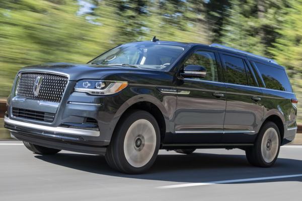 Lincoln Navigator necə maşındır?...