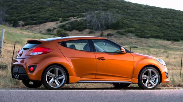 Hyundai Veloster almağa dəyər?...