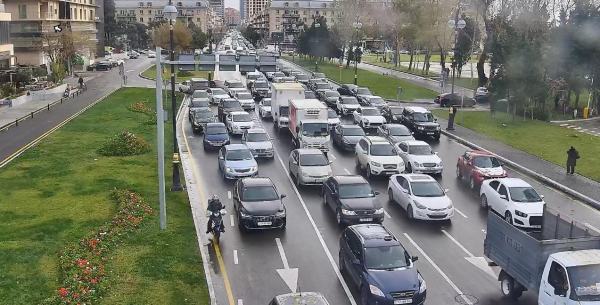 Bakıda tıxaclara son