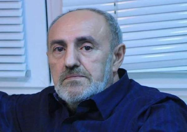 Akif İslamzadənin səsi...