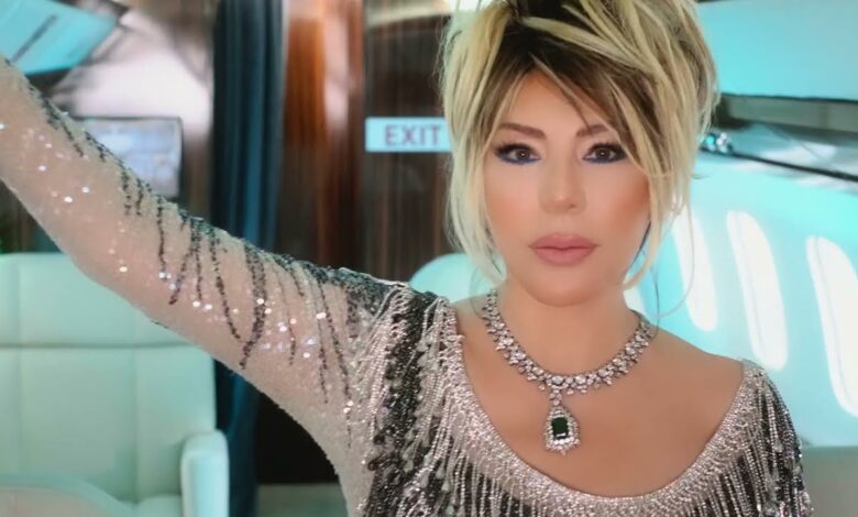 Brilliant Dadaşova dərin dekolteli, çox qısa libasda - VİDEO 1 maxresdefault 2 Brilliant Dadaşova dərin dekolteli, çox qısa libasda - VİDEO