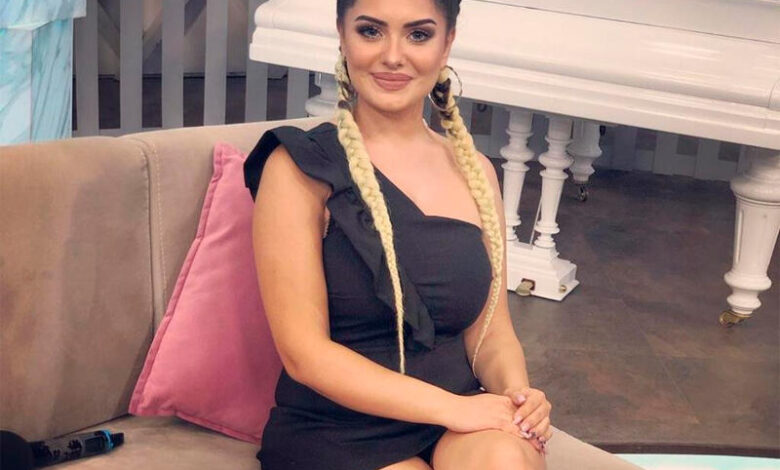 Mina Hüseyn seksi