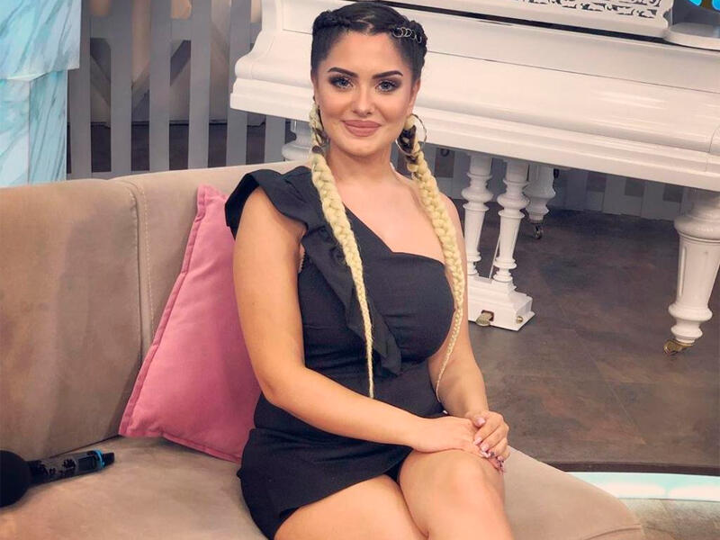 Mina Hüseyn seksi