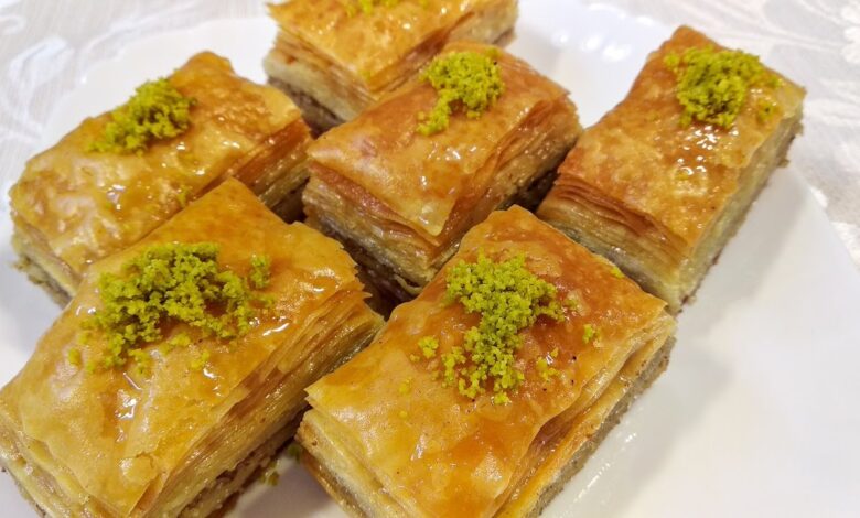 Türk paxlavası necə hazırlanır?