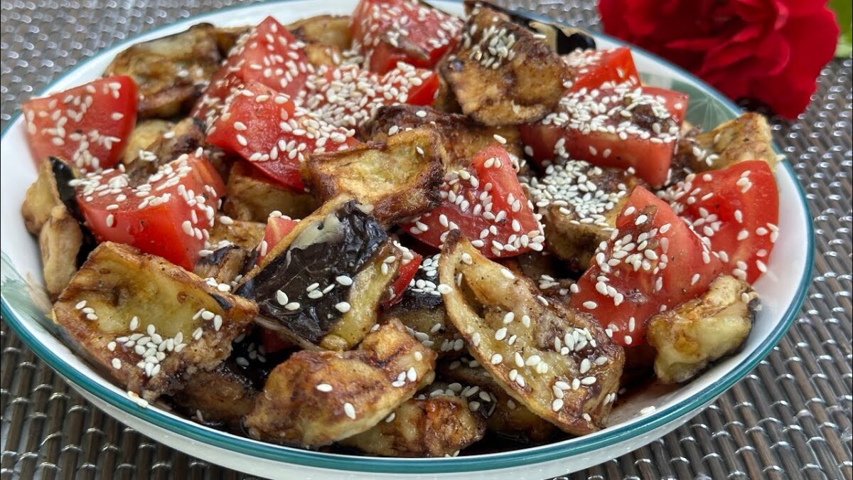 Xırt-xırt badımcan salatı