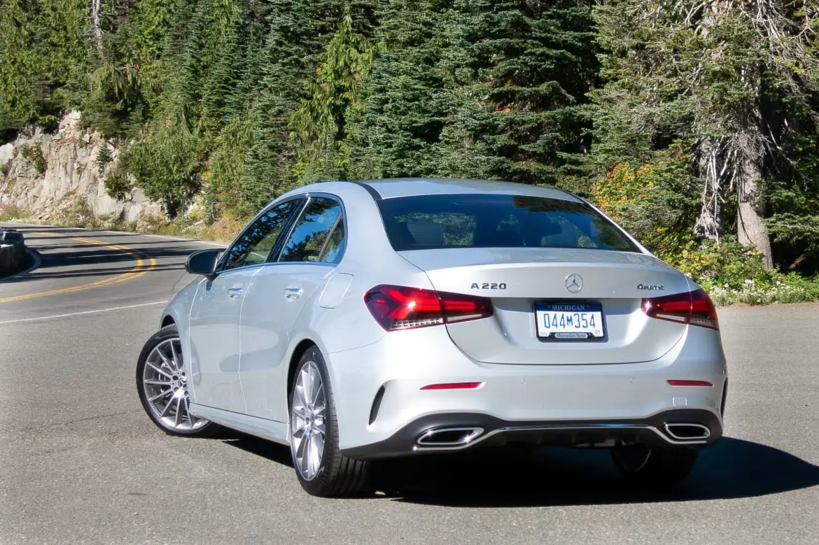 Mercedes A 220 necə maşındır