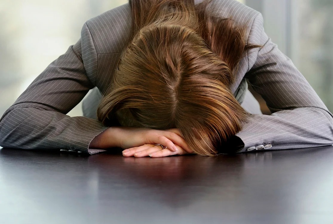 Dəyərsiz insanlara aid statuslar və sözlər