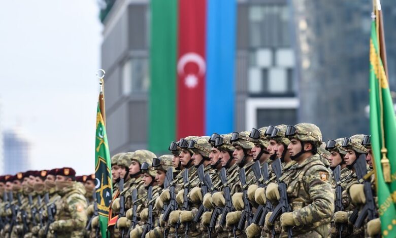 Silahlı Qüvvələr gününə aid təbriklər