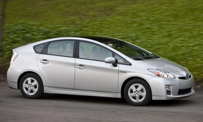 Toyota Prius – Müsbət və Mənfi Cəhətləri 1 Toyota Prius – Müsbət və Mənfi Cəhətləri