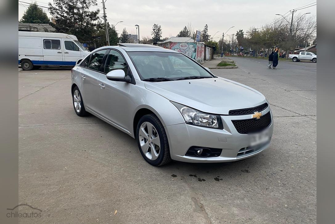 Chevrolet Cruze – Müsbət və Mənfi Cəhətləri