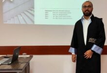 1754678576 diaspornews az 2d88a6c5 3b70 4a4b 960b 810f0f014000 ztyx106qbmhkepr7fn2u 620x326 1 Qarabağ Universitetinin müəllimi Türkiyədə fəlsəfə doktoru oldu – FOTOLAR
