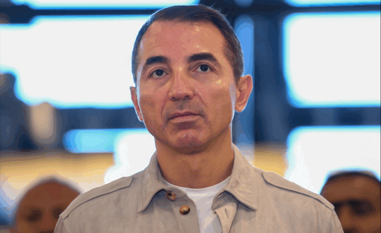 Adnan kimdir
