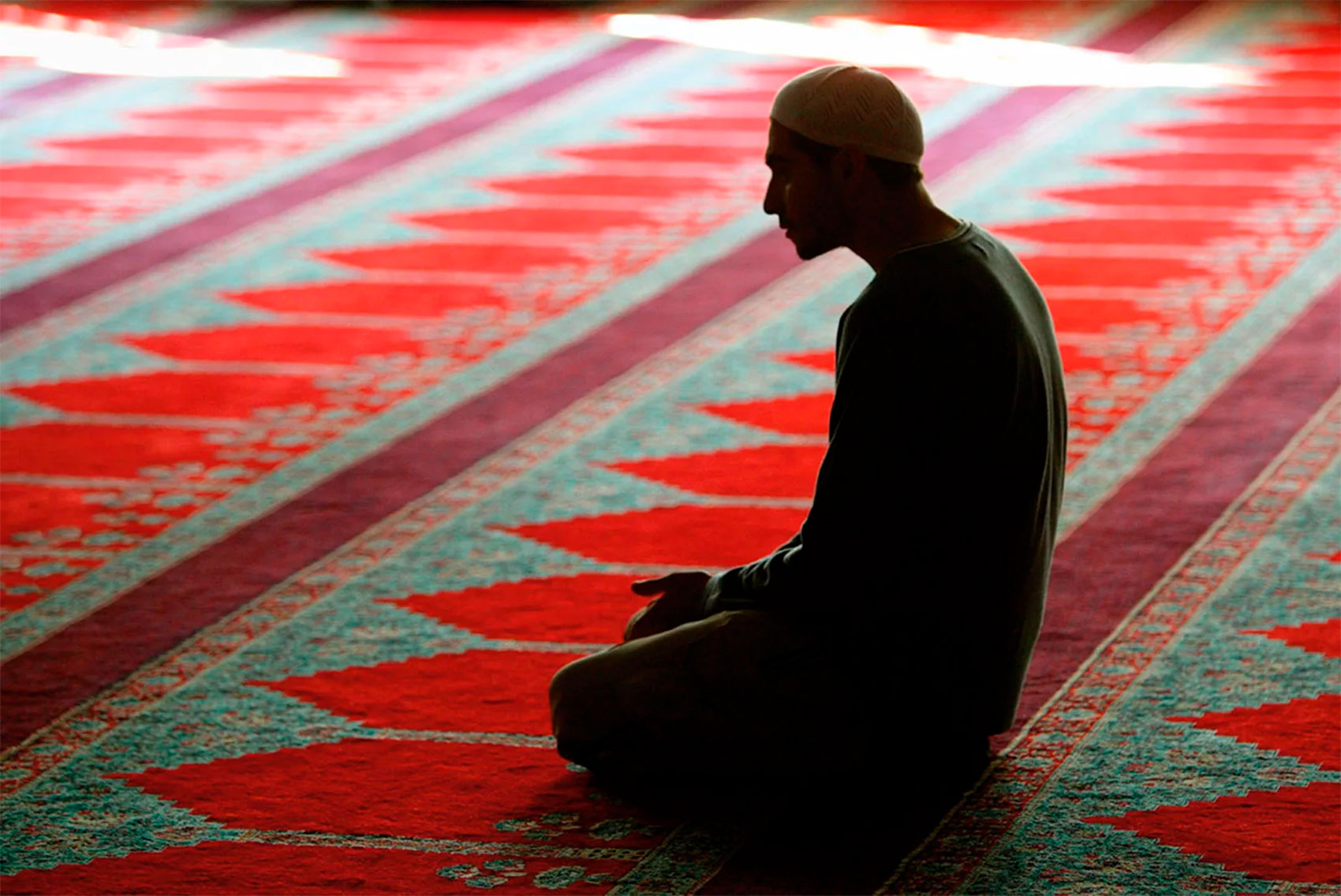 Yuxuda namaz qılmaq