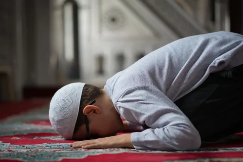 15 oktyabr - Namaz